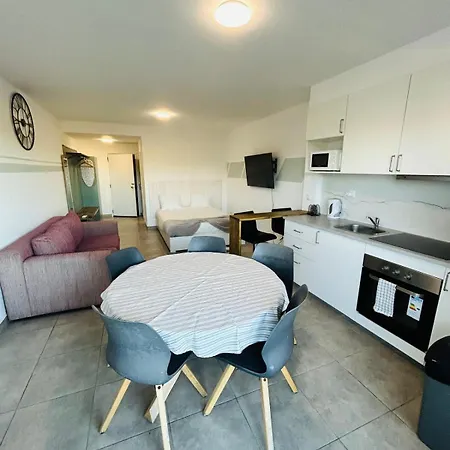 Studio Flat In The Heart Of Oura 阿尔布费拉