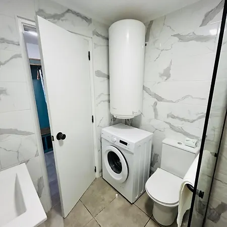 Studio Flat In The Heart Of Oura 阿尔布费拉
